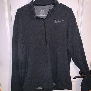 Nike Dri Fit 3/4 Sweater